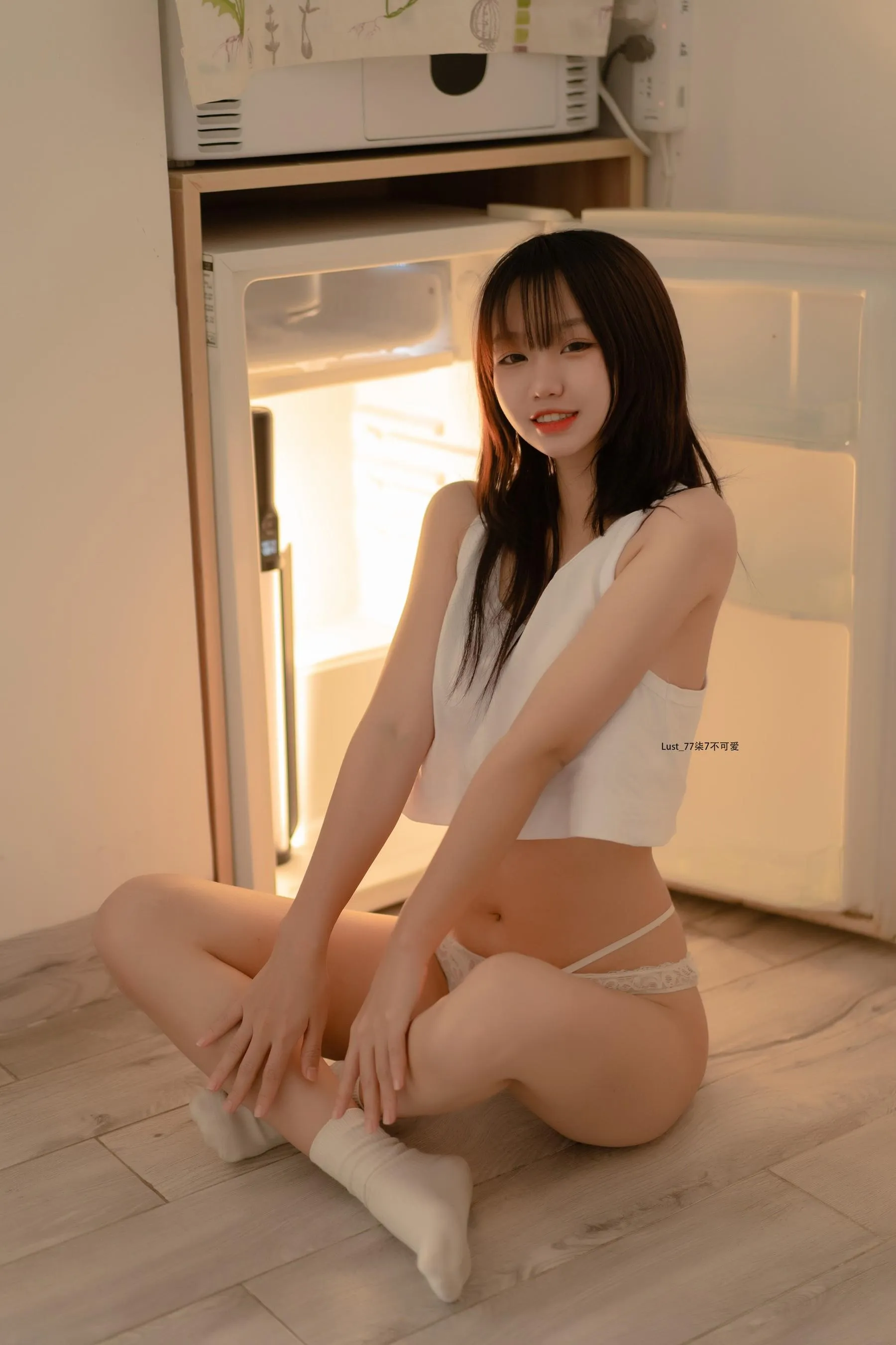柒柒要乖哦 – NO.30 初恋背心 [69P]插图7
